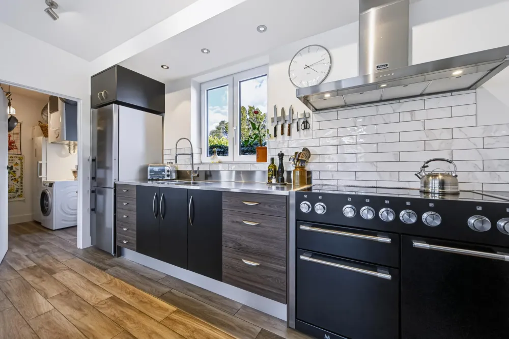Photos of 27 Tawa Road