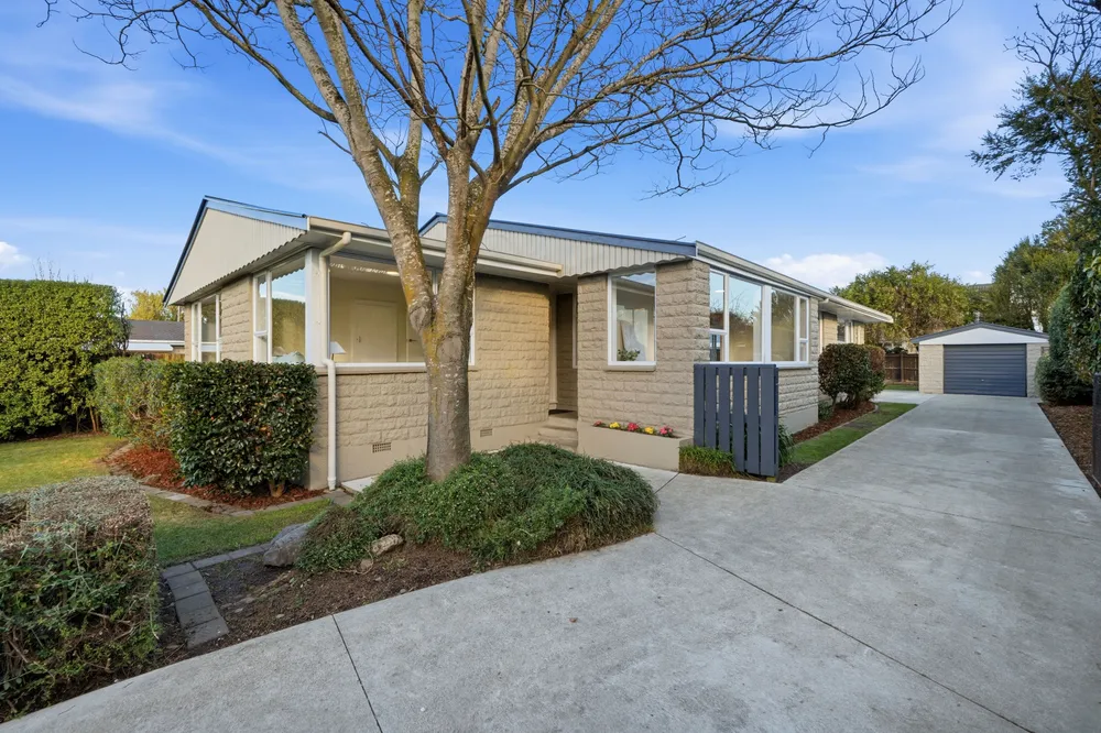 Photos of 5 Birkenhead Street