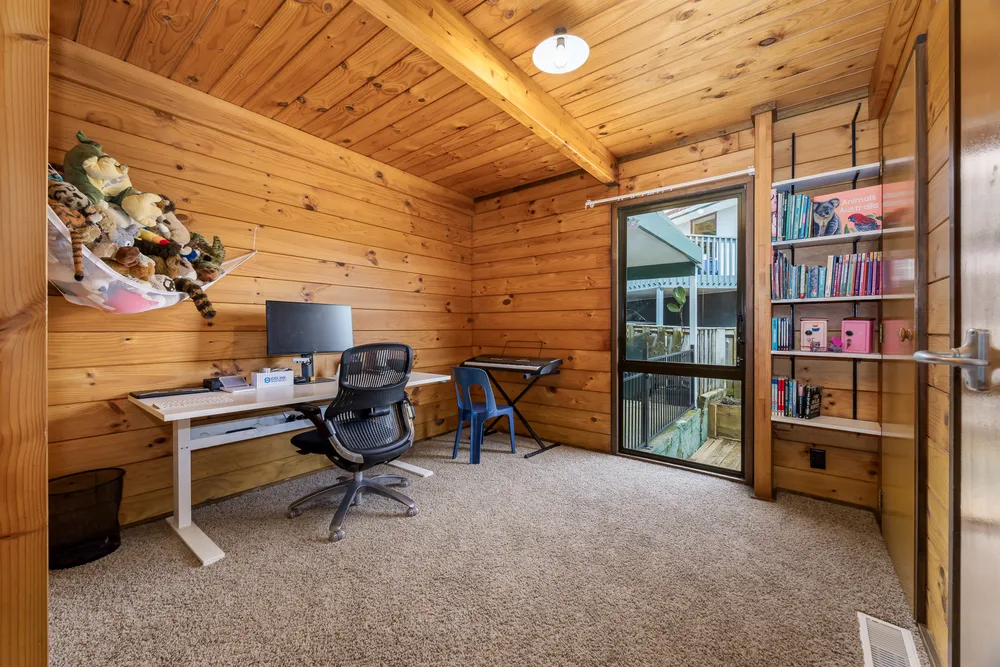 Photos of 24 Mercury Way