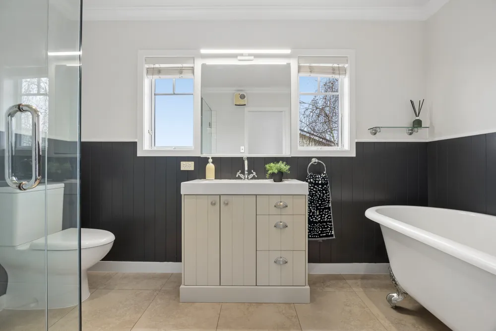 Photos of 13A Jasper Avenue