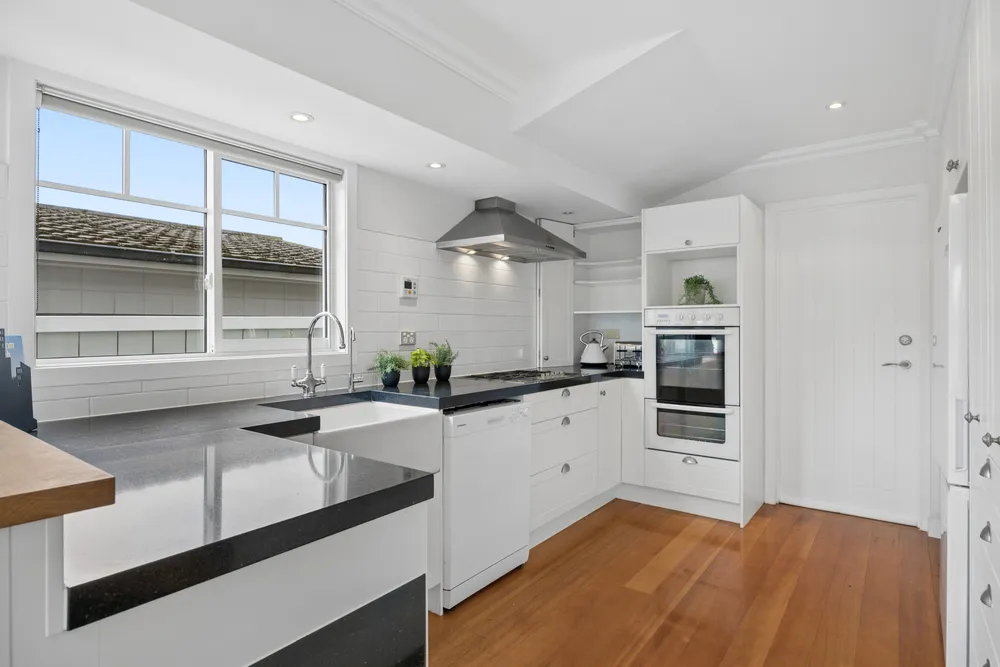 Photos of 13A Jasper Avenue