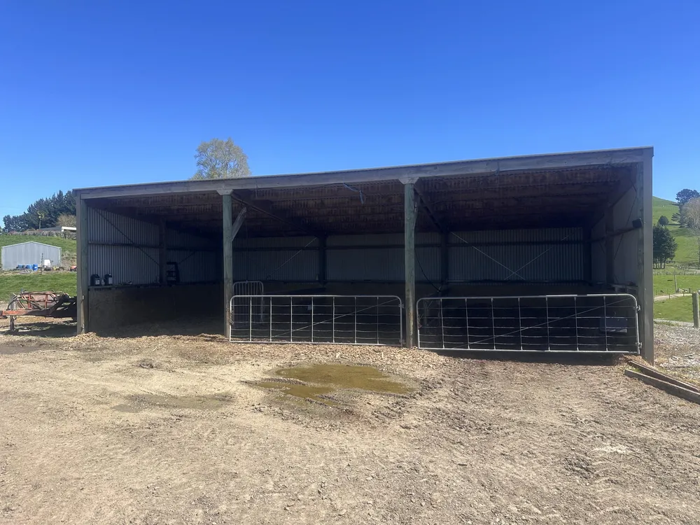 Photos of 703 Bayley Road