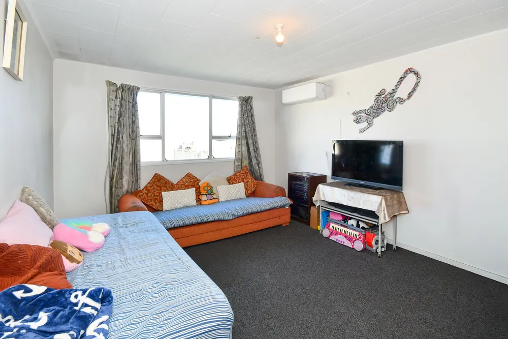 Photos of 16 Serrano Place