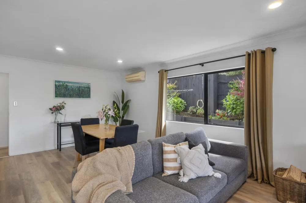 Photos of 17B Scantlebury Street