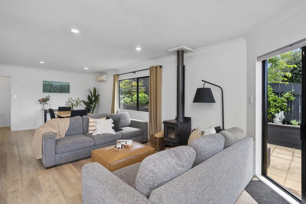Photos of 17B Scantlebury Street