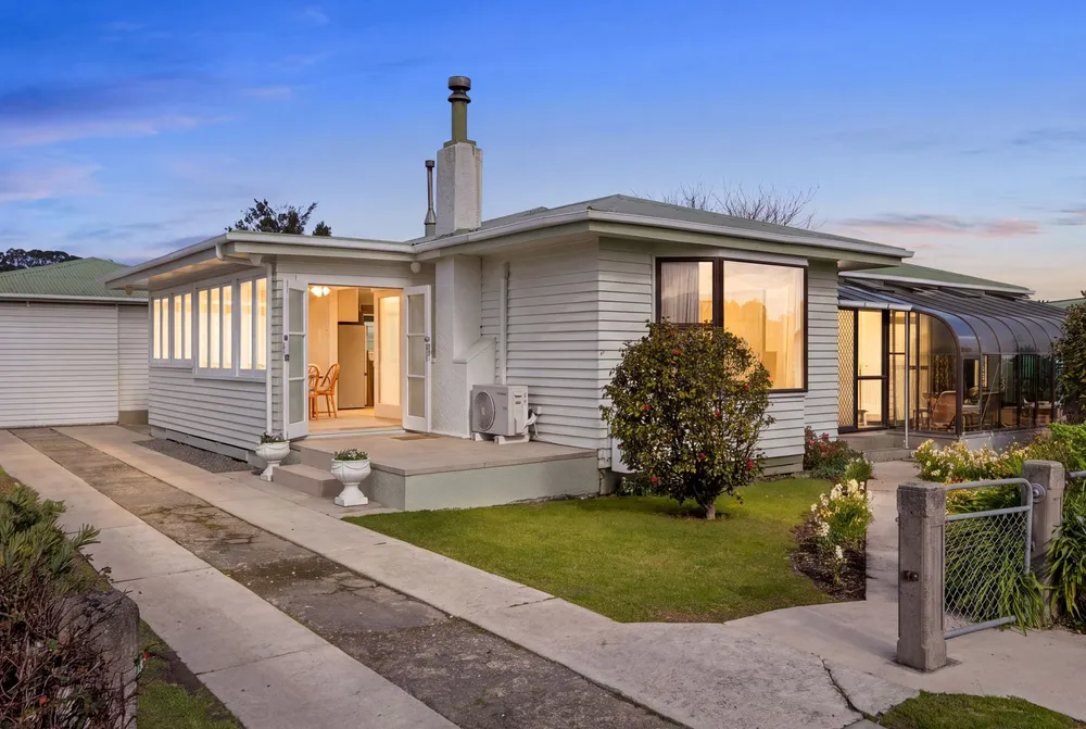 Photos of 27 Valley Road