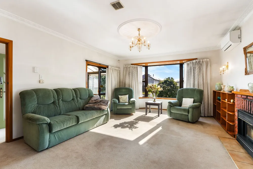 Photos of 27 Valley Road