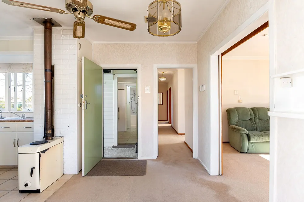 Photos of 27 Valley Road