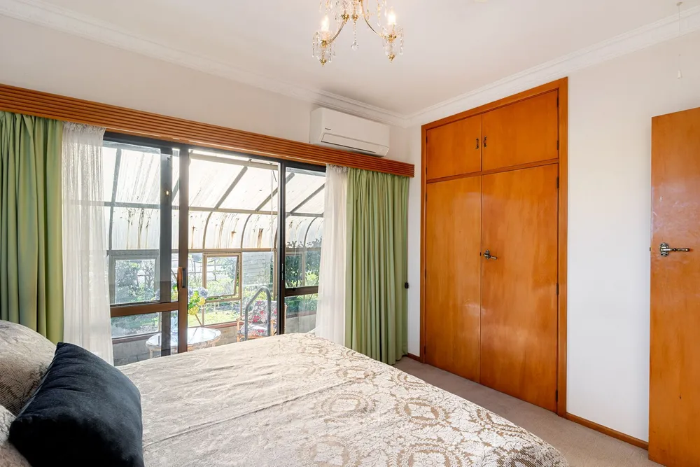 Photos of 27 Valley Road