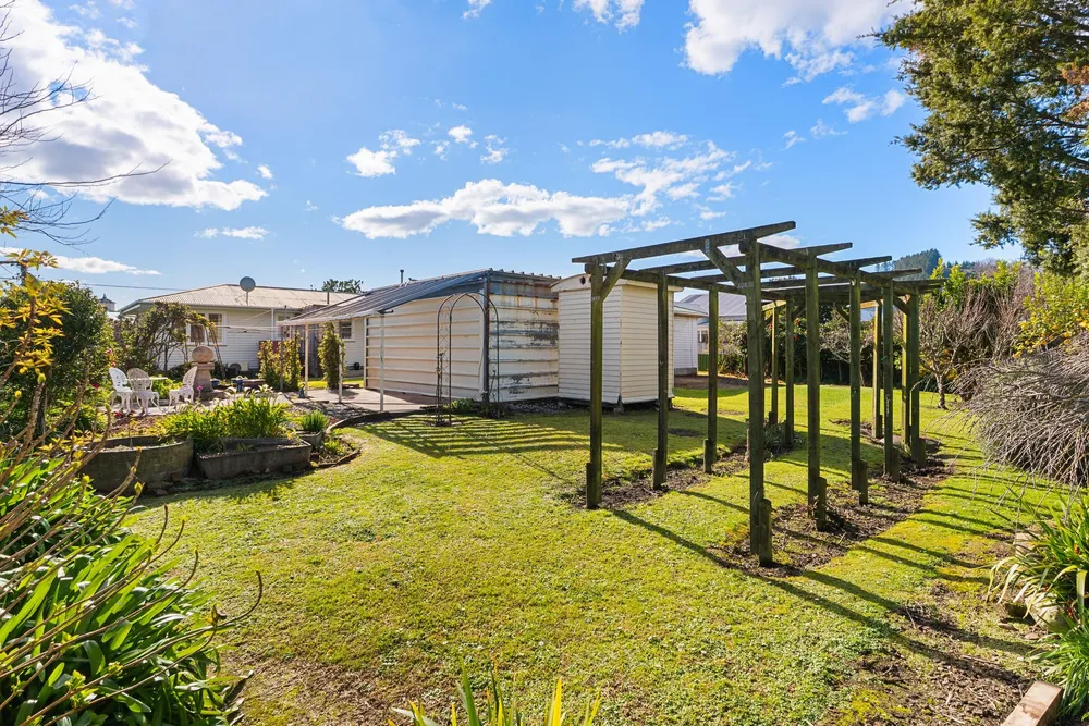 Photos of 27 Valley Road