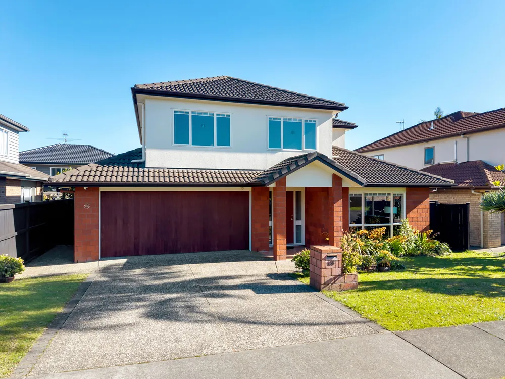 Photos of 135 Middlefield Drive
