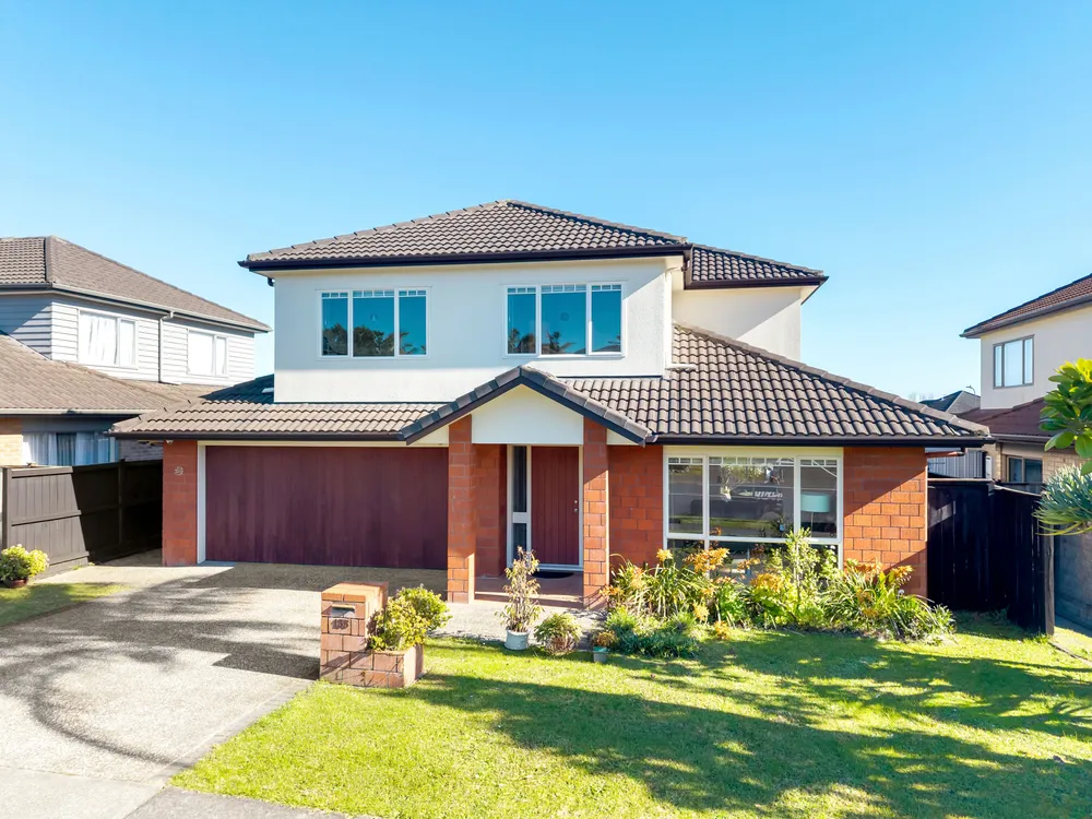 Photos of 135 Middlefield Drive