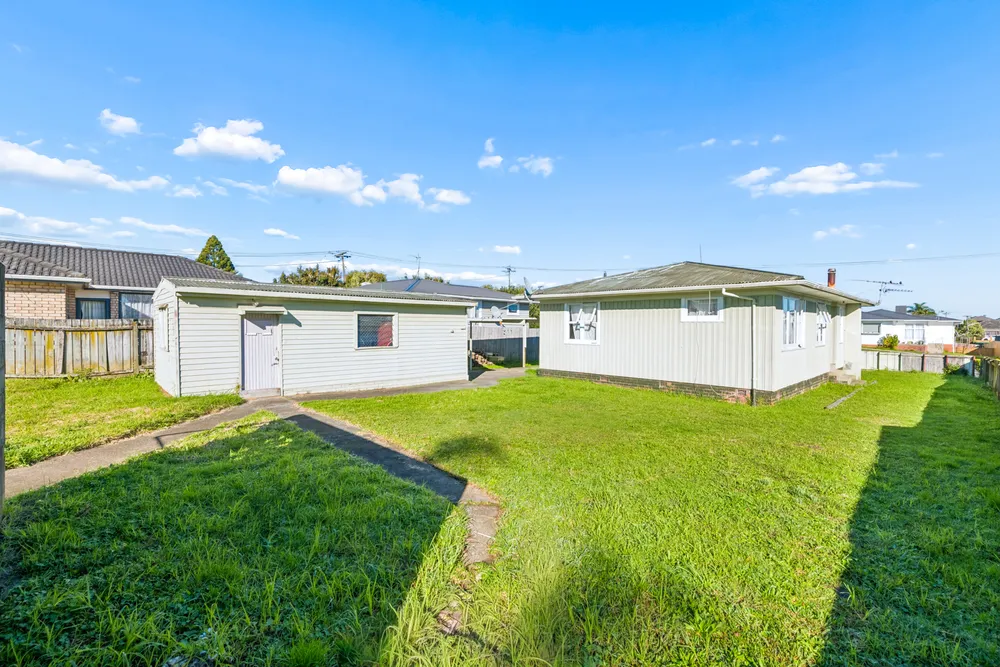 Photos of 46 Rogers Road