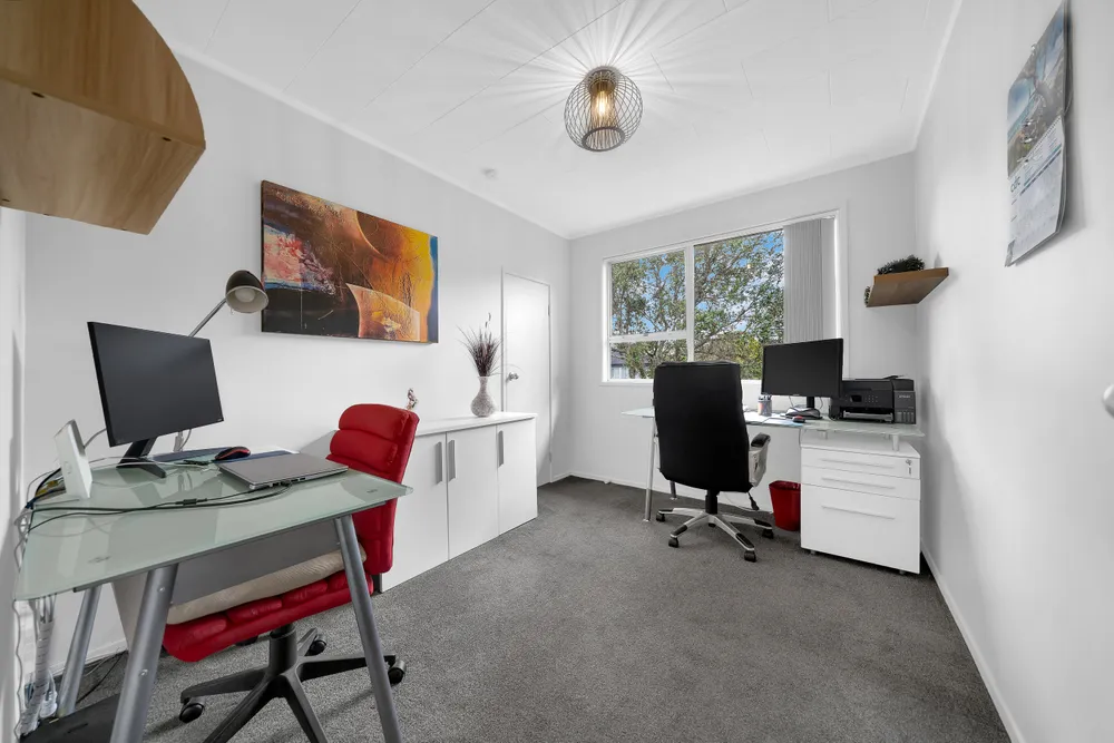 Photos of 42 Lavery Place