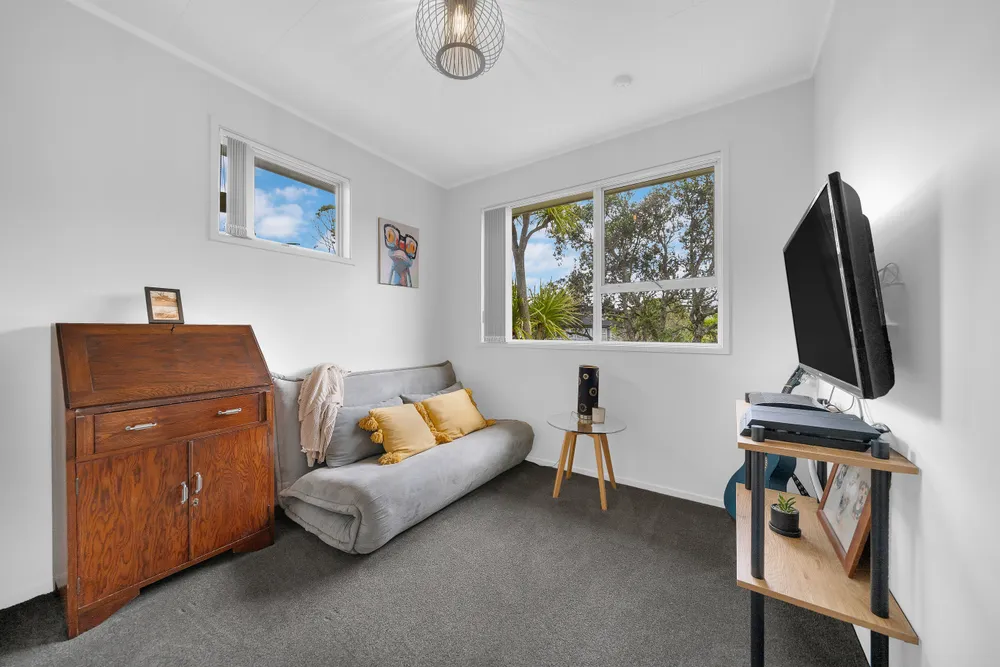 Photos of 42 Lavery Place