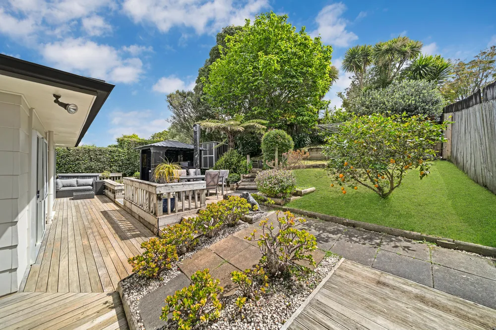 Photos of 42 Lavery Place