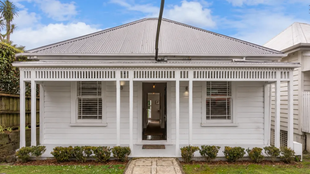 Photos of 10 Elizabeth Street
