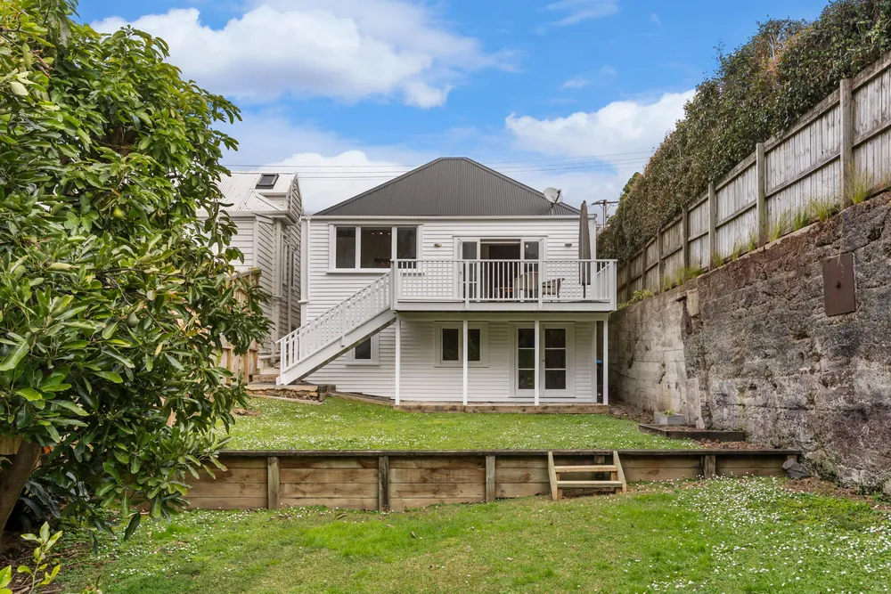 Photos of 10 Elizabeth Street