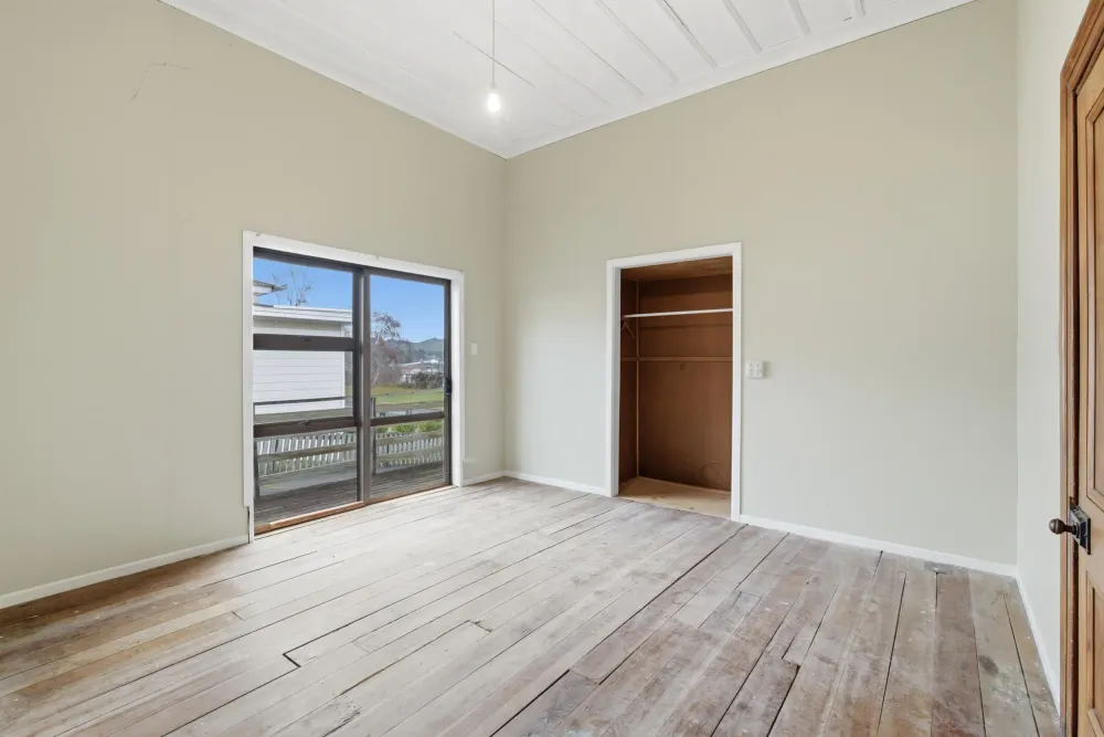 Photos of 30 Eagle Street