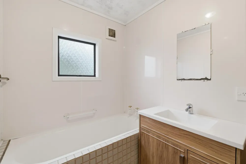 Photos of 30 Eagle Street