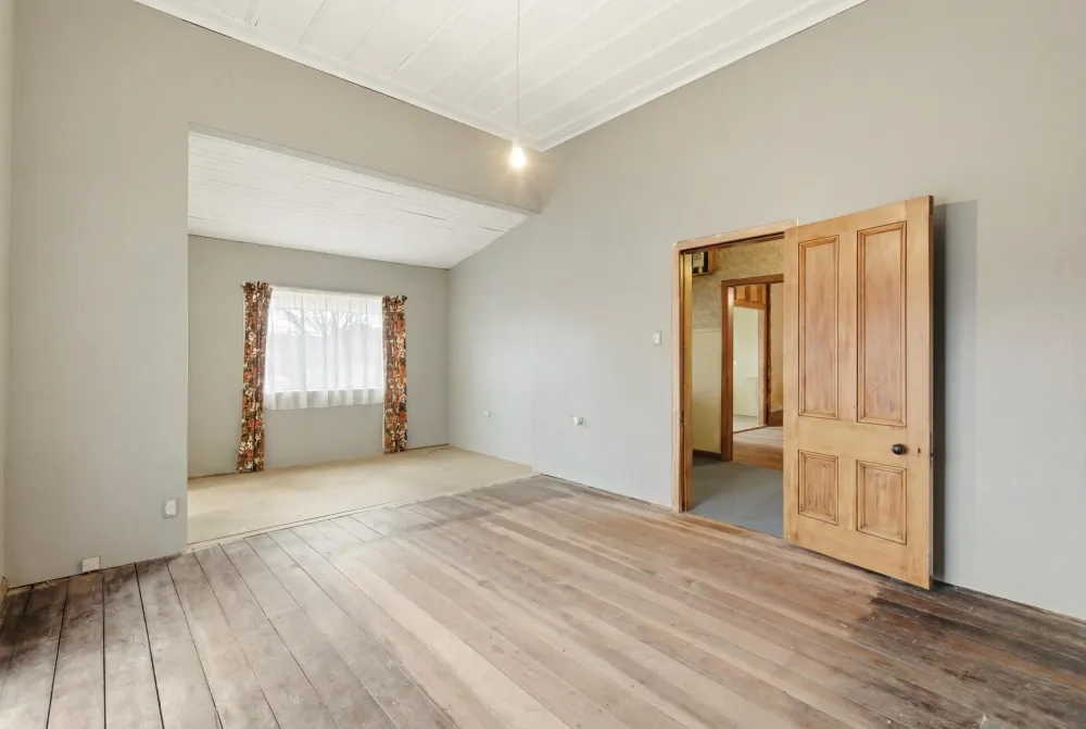 Photos of 30 Eagle Street