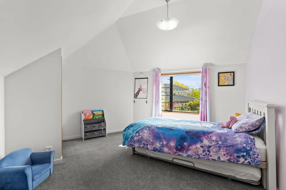Photos of 71a Hamilton Avenue