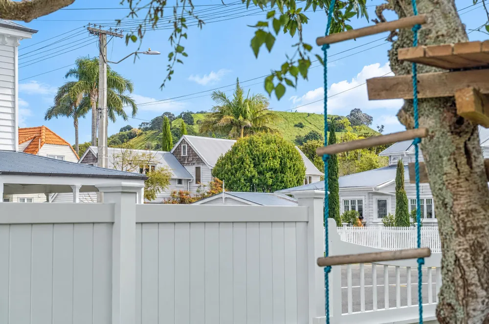 Photos of 6 Tainui Road