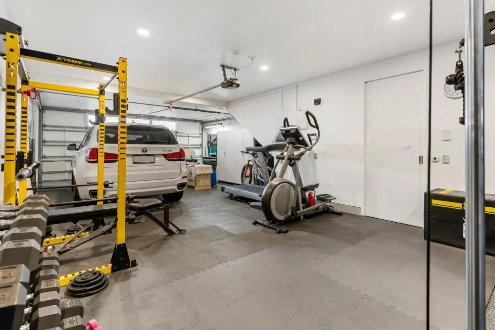 Photos of 19E St Stephens Avenue