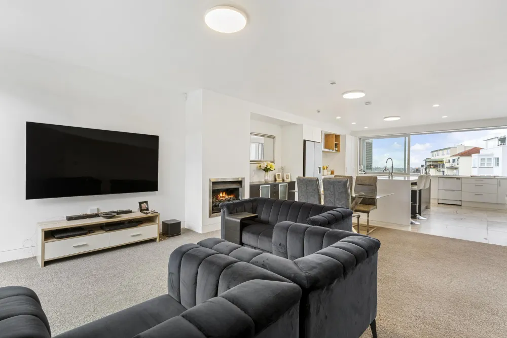 Photos of 19E St Stephens Avenue
