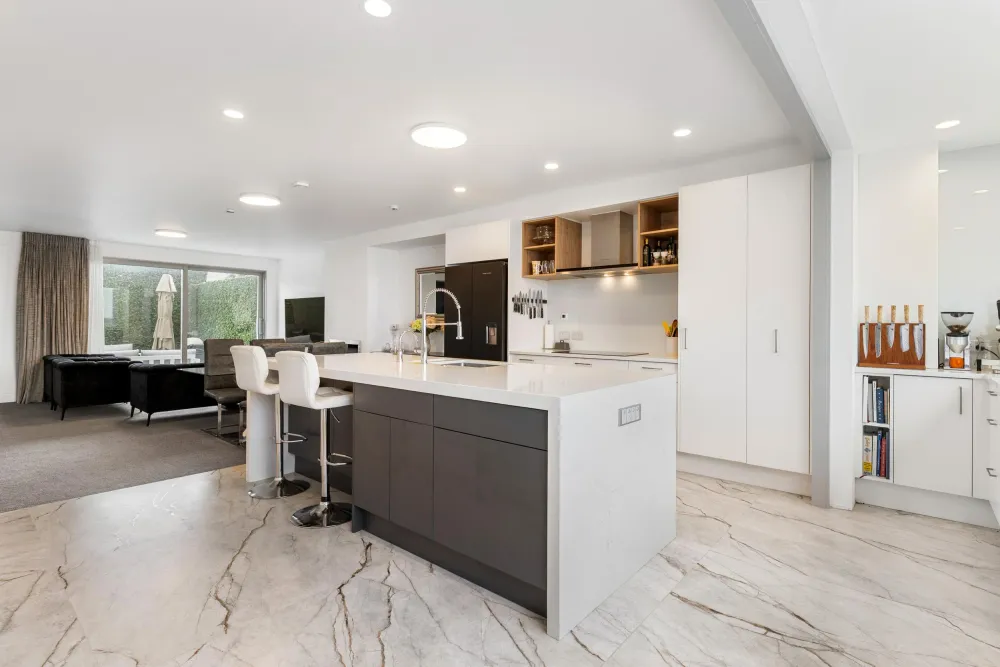 Photos of 19E St Stephens Avenue