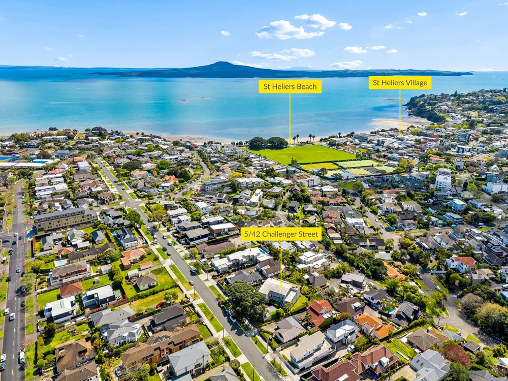 Photos of 5/42 Challenger Street