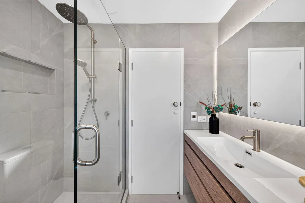 Photos of 3 Parkside Street