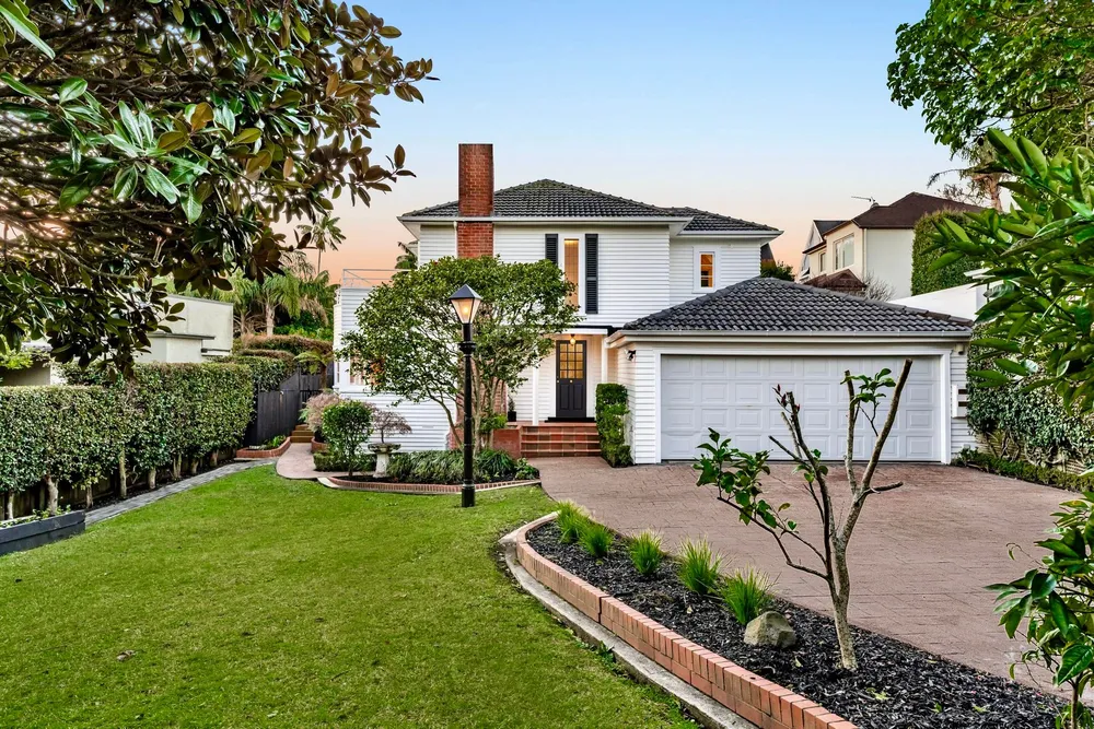 Photos of 3 Parkside Street