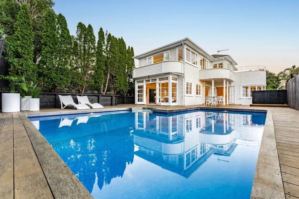 Photos of 3 Parkside Street