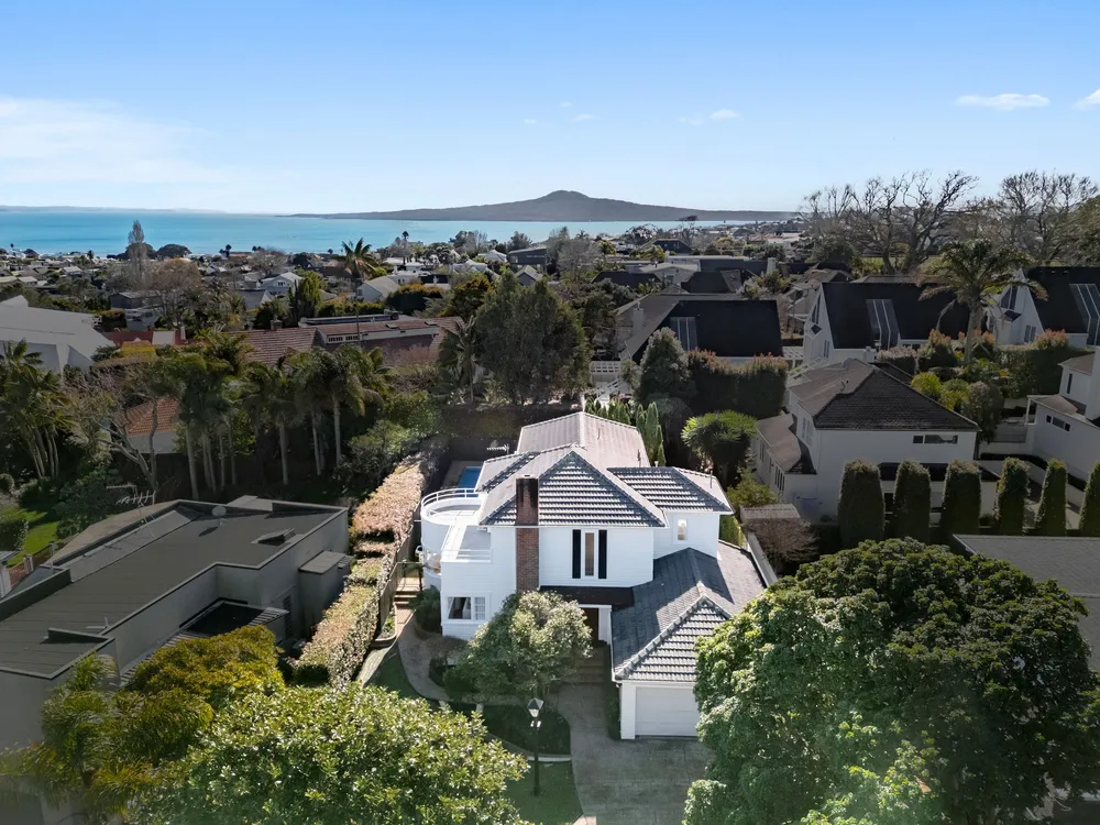 Photos of 3 Parkside Street