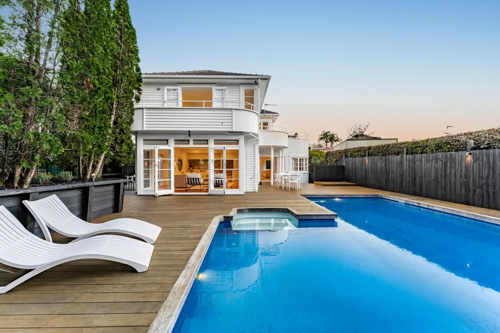 Photos of 3 Parkside Street