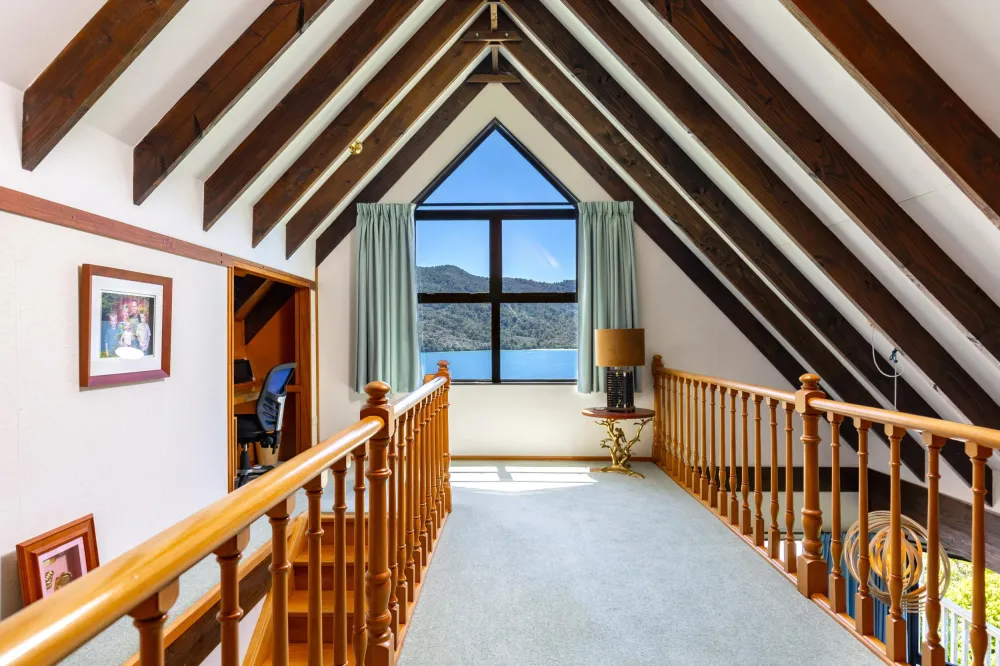 Photos of 2069 Queen Charlotte Dr