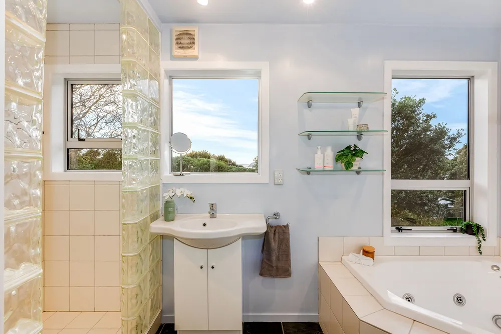 Photos of 57 Kahu Road