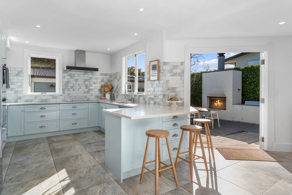 Photos of 18 Allister Avenue