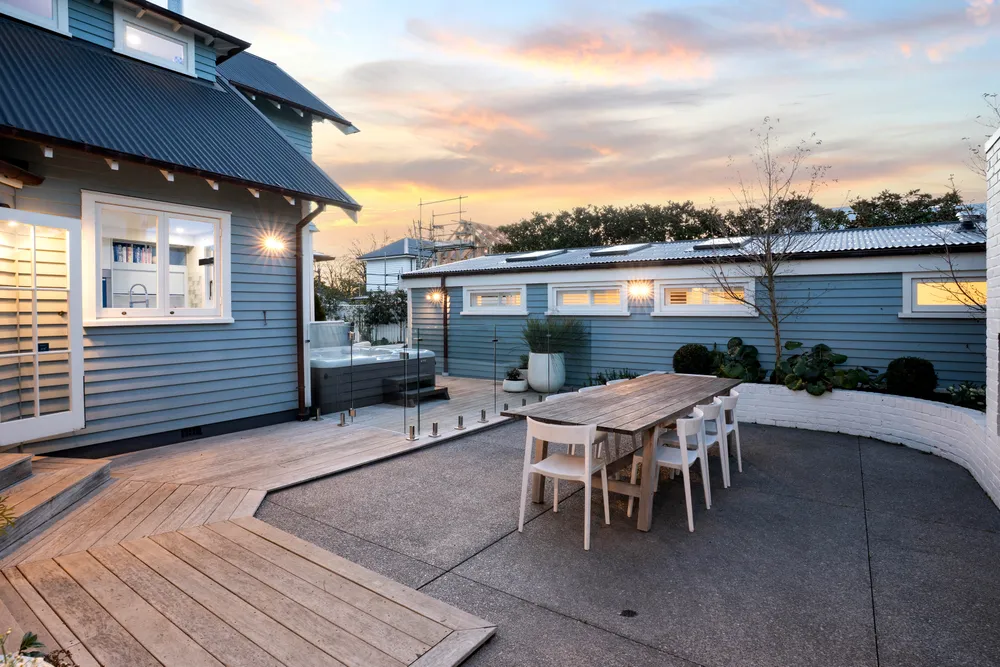 Photos of 18 Allister Avenue