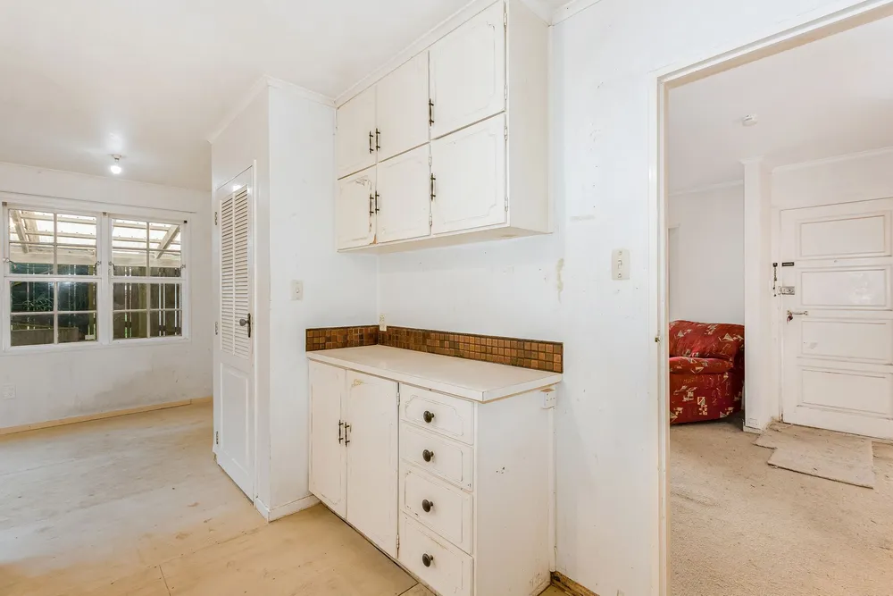 Photos of 472 Warspite Avenue