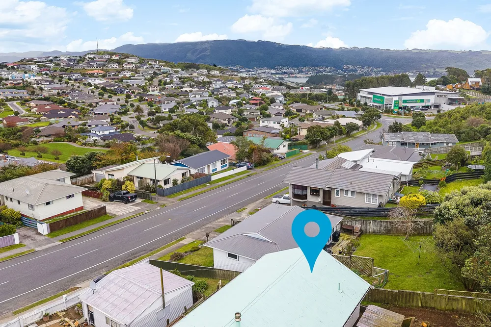 Photos of 472 Warspite Avenue