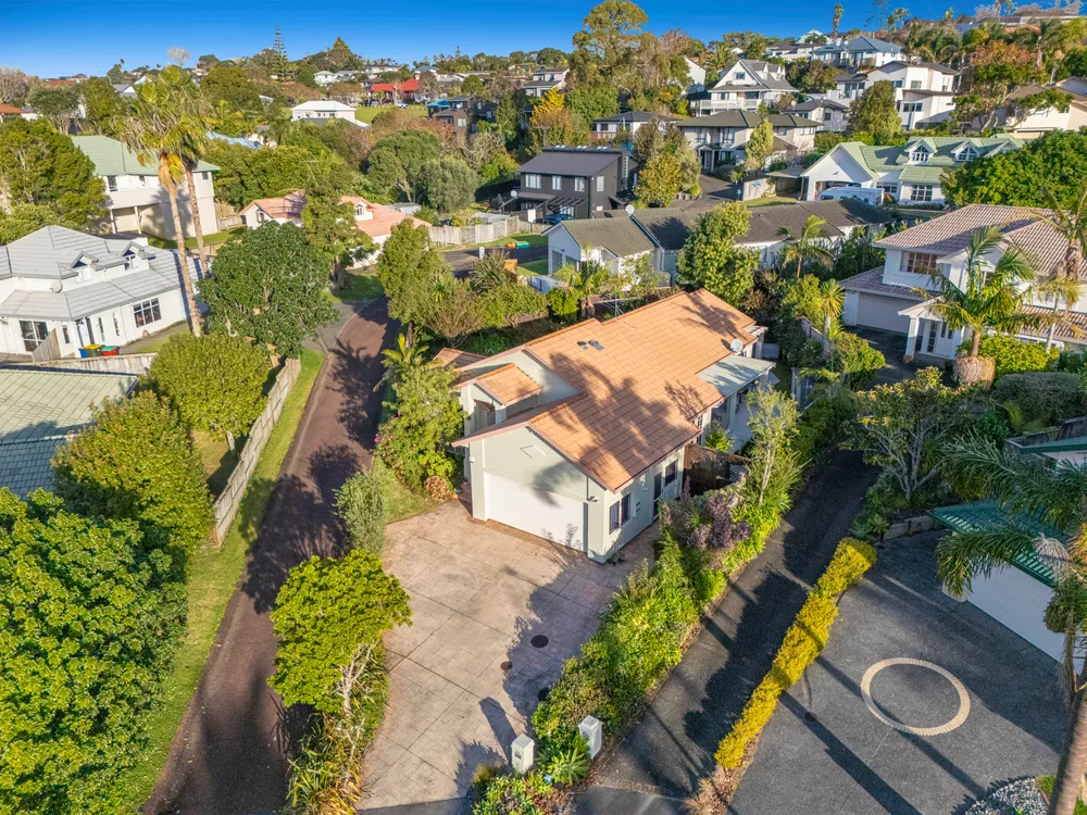 Photos of 24 Tyburn Lane