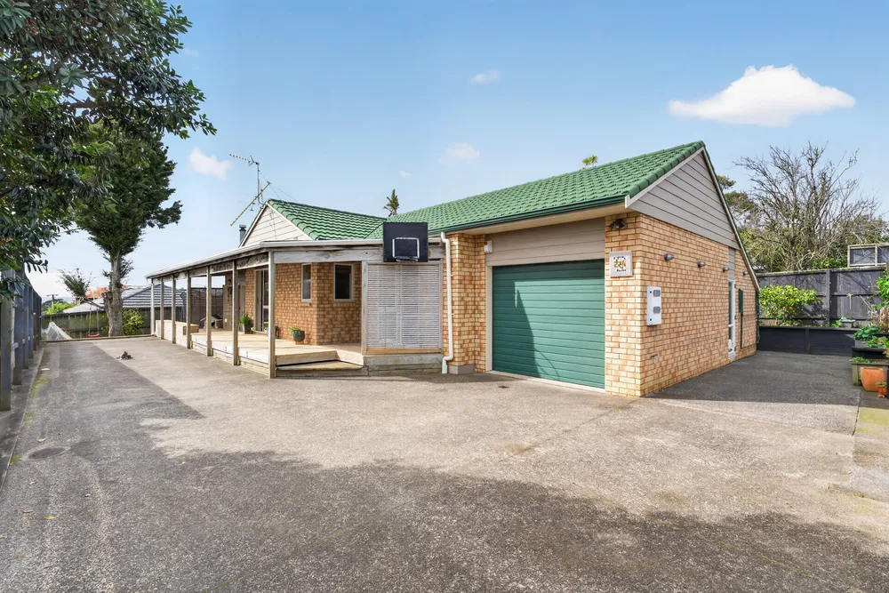 Photos of 21A Savoy Road