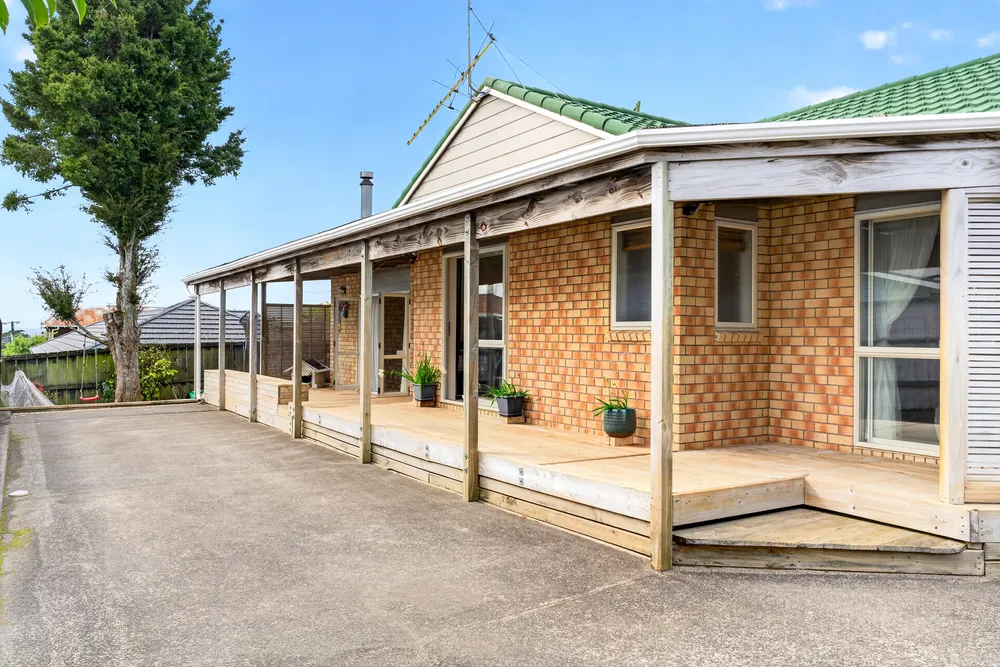 Photos of 21A Savoy Road