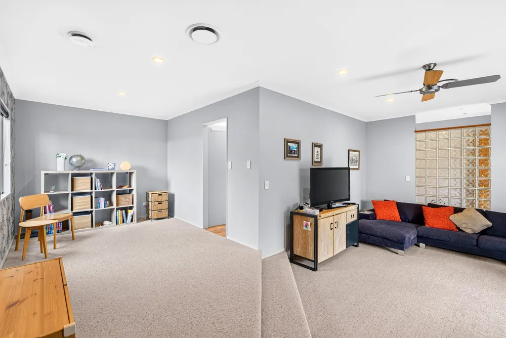 Photos of 21A Savoy Road