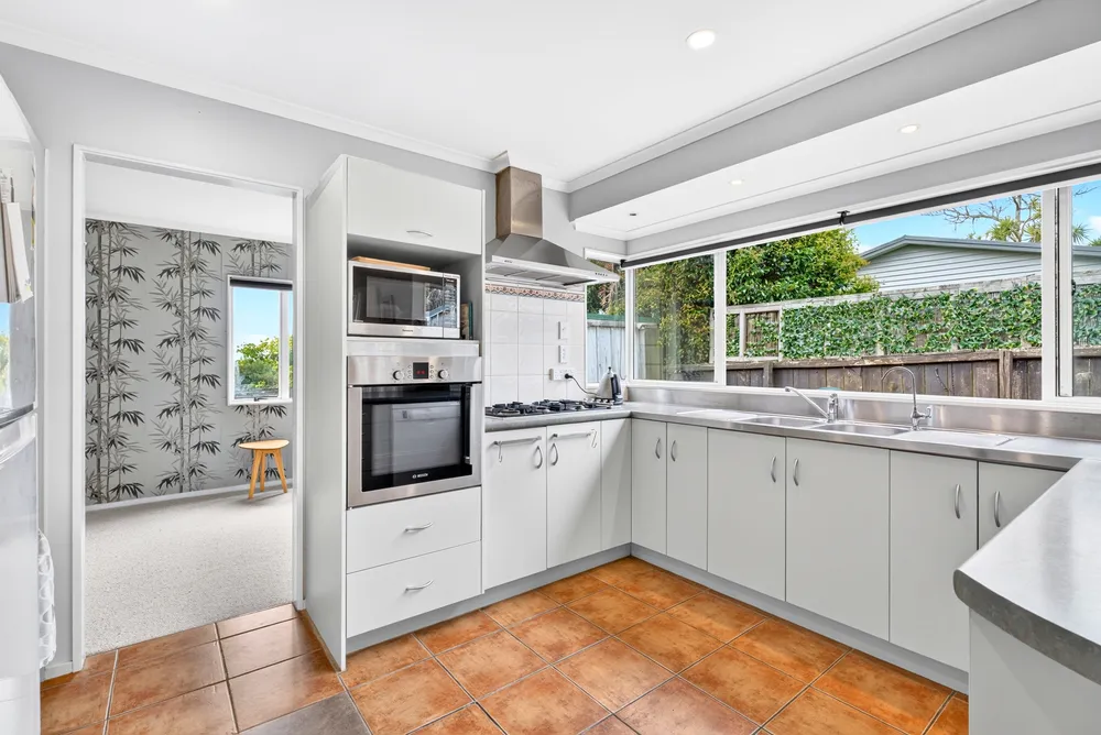 Photos of 21A Savoy Road