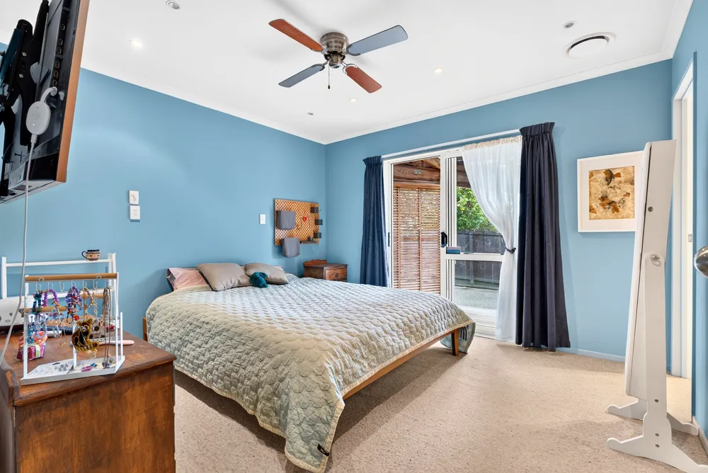Photos of 21A Savoy Road
