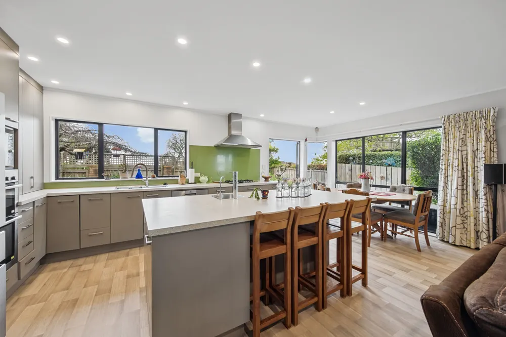 Photos of 49 Cockle Bay Road