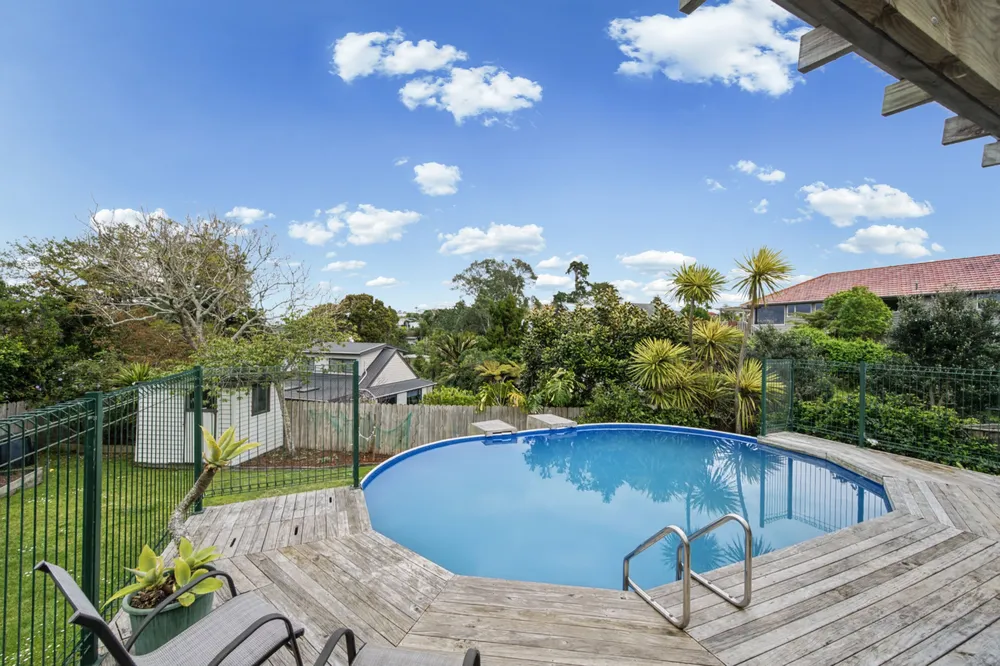 Photos of 49 Cockle Bay Road